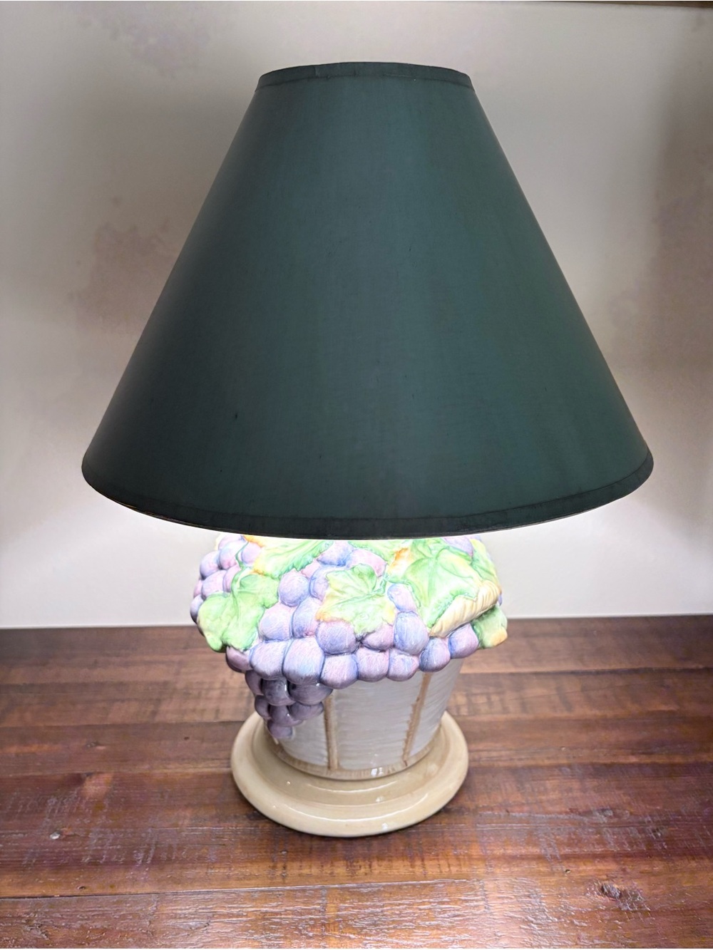 Vintage Mid-20th-Century Italian Ceramic Majolica Table Lamp - Picture 10 of 13
